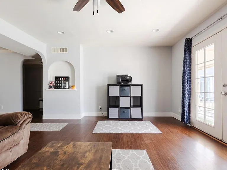 1823 E Brookdale St — Photo 12
