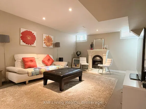 98 Church St #Basement, Markham, ON L3P 2M4