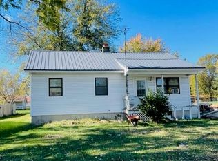 105 N Vienna Ave, Belle, MO 65013