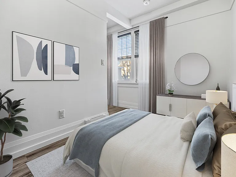 48 Weber St W — Photo 6