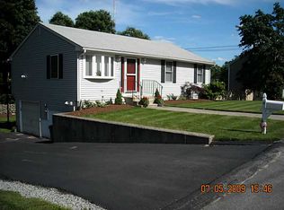 6 Kingston St, Johnston, RI 02919