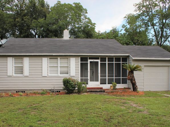 763 Gardenia Ln