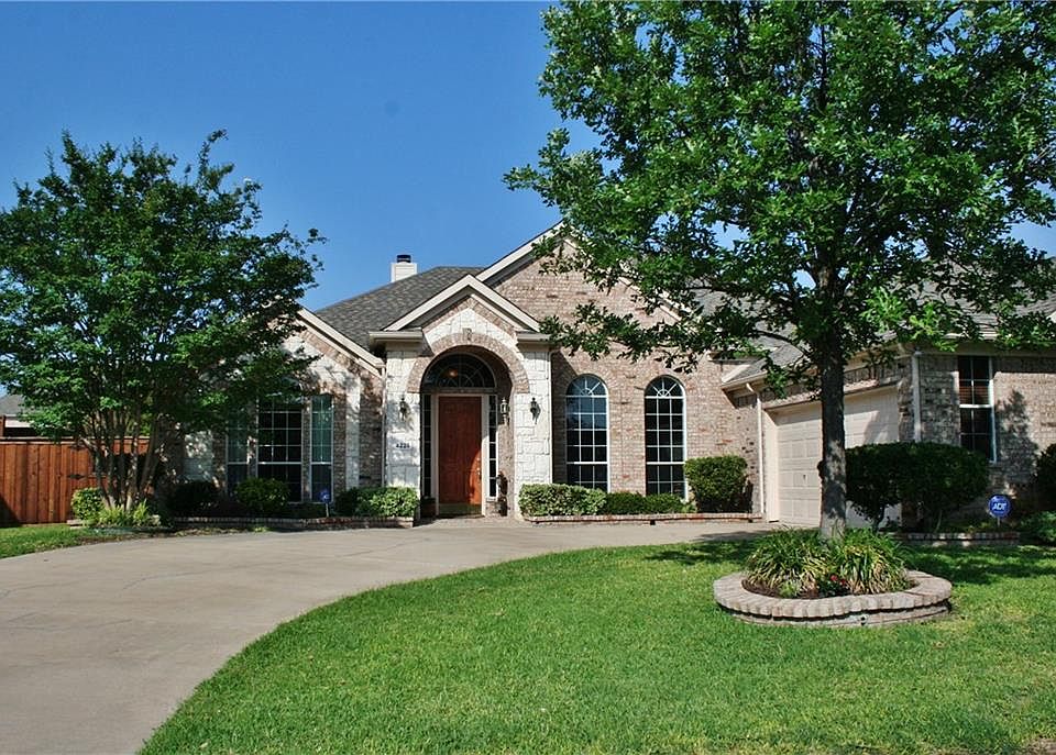 1st image of 4225 Saginaw Ln