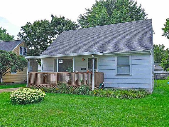 2nd image of 4506 Silver Ln
