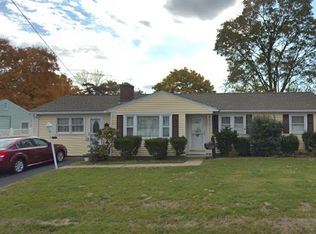 57 Duncan Rd, Warwick, RI 02886