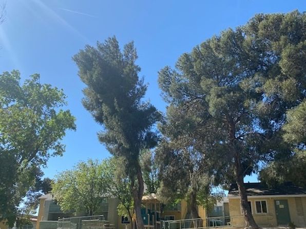 Virginia Terrace Apartments | 615 E Virginia Way, Barstow, CA