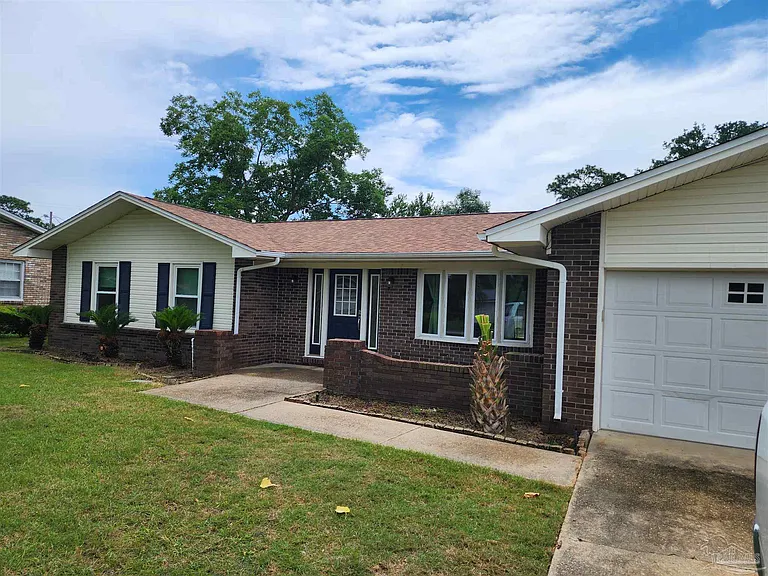 7970 La Nain Dr — Photo 1