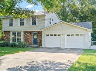 218 Cunningham Ln, Clarksville, TN 37042