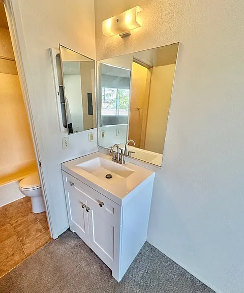 4084 Iowa St #9 — Photo 10
