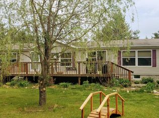 N9754 Pine Grove Ln, Crivitz, WI 54114