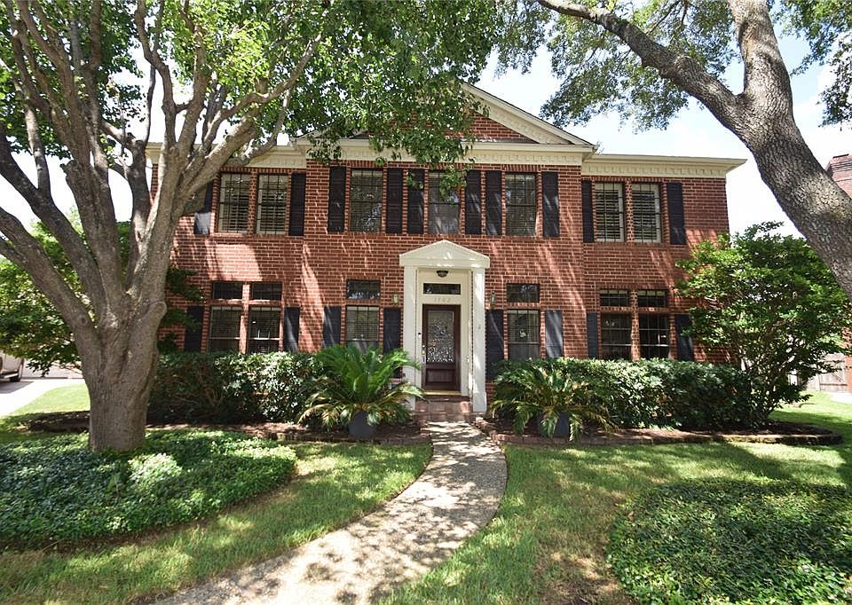 1st image of 1702 Beacon Cove Ct