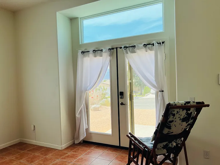 Ambrosio Dr — Photo 13