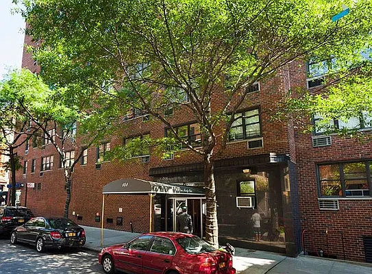 Rented by AZ REALTY NYC LLC | media 20