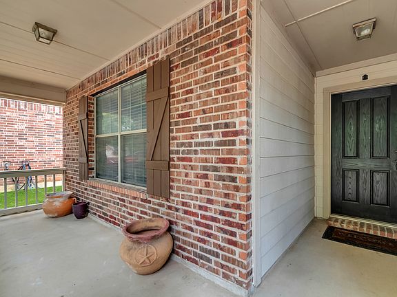 2nd image of 12117 Bellegrove Rd