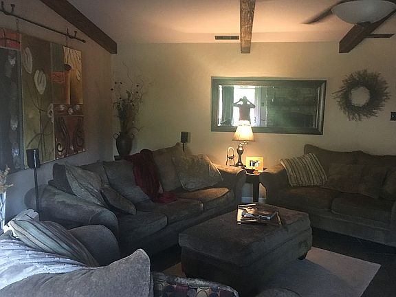 5th image of 137 Villa Park Dr