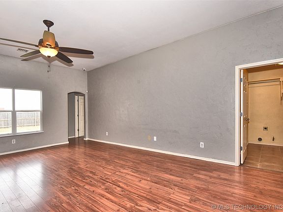 4th image of 4373 S 205th East Ave