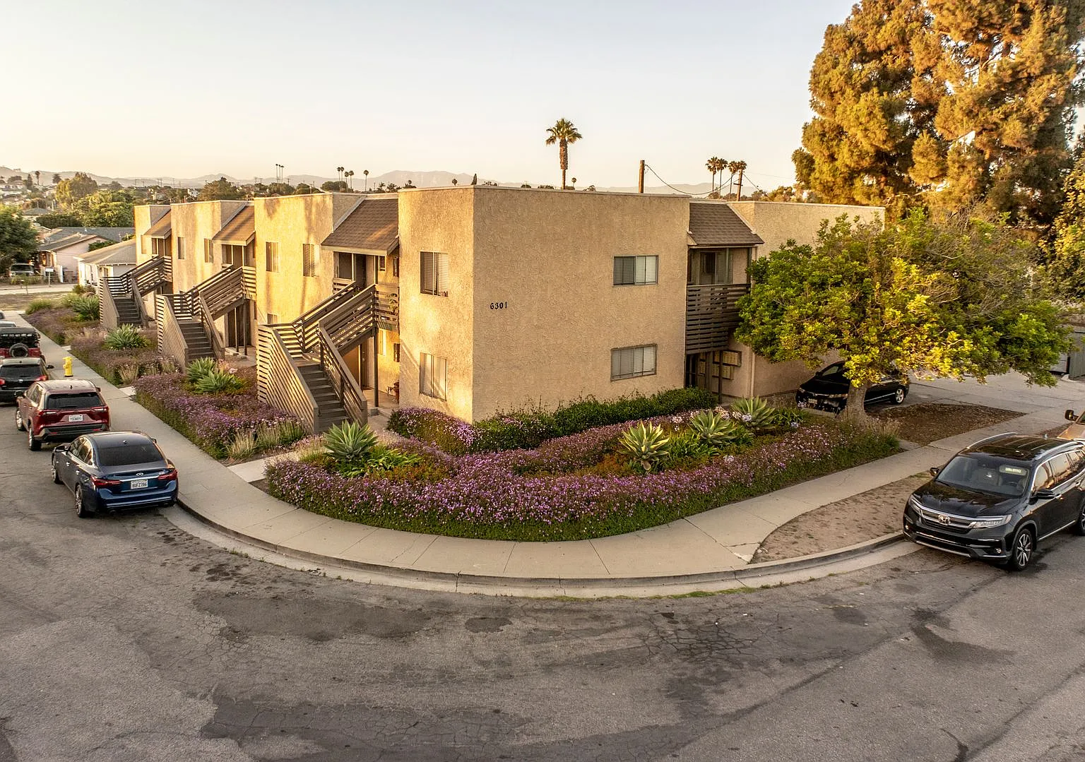 6301 Nightingale Street, Ventura, CA 93003 — Photo 2