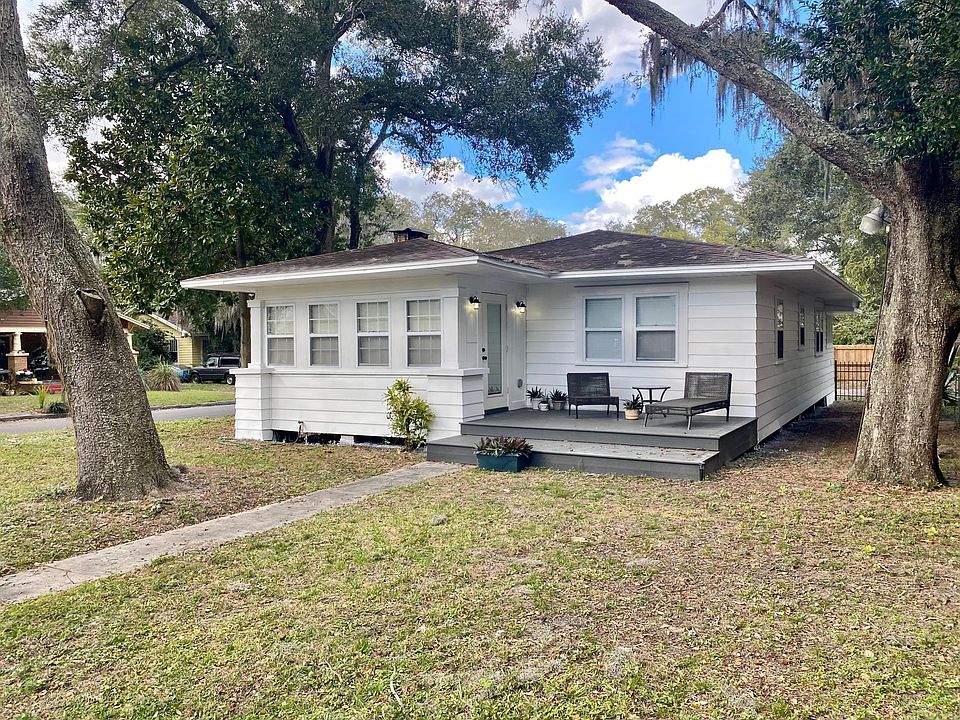 1st image of 1002 E Powhatan Ave