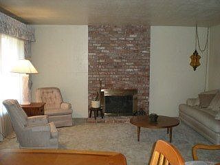 1st image of 371 Catherine Dr