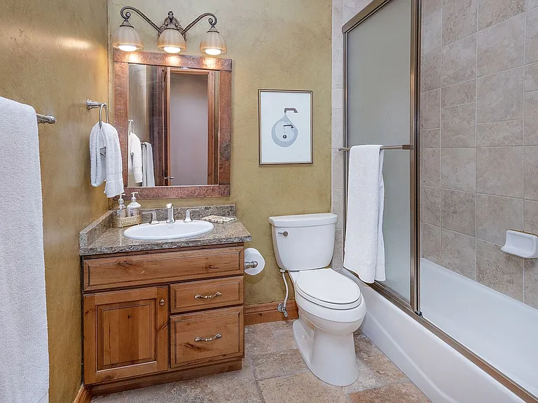 982 June Creek Rd #1 — Photo 4