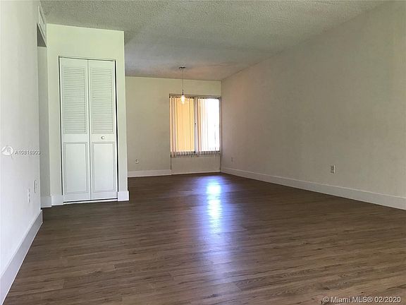 3rd image of 9240 Fontainebleau Blvd APT 103