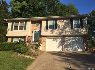 2070 Del Rio Dr, Arnold, MO 63010