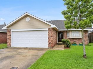 2414 N Sugar Ridge Dr, La Place, LA 70068