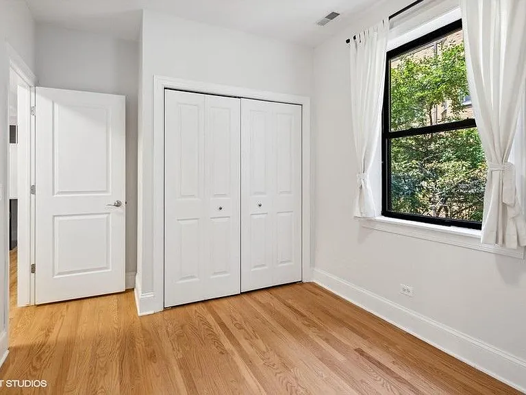 7635 N Greenview Ave #1W — Photo 12