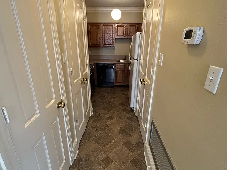 1618 Philip St — Photo 6