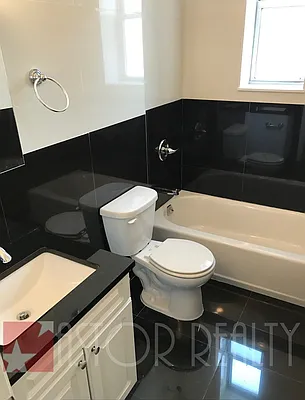 Rented by Astor Realty | media 5