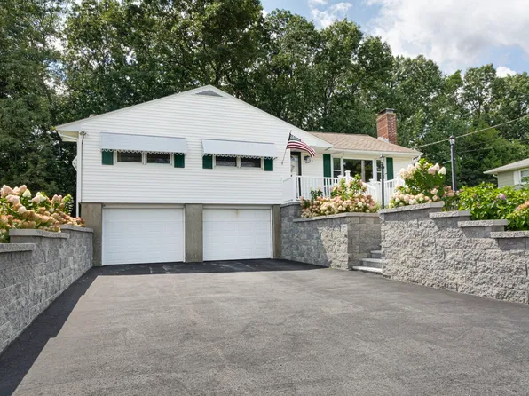 23 Mary Ann Dr, Worcester, MA 01606