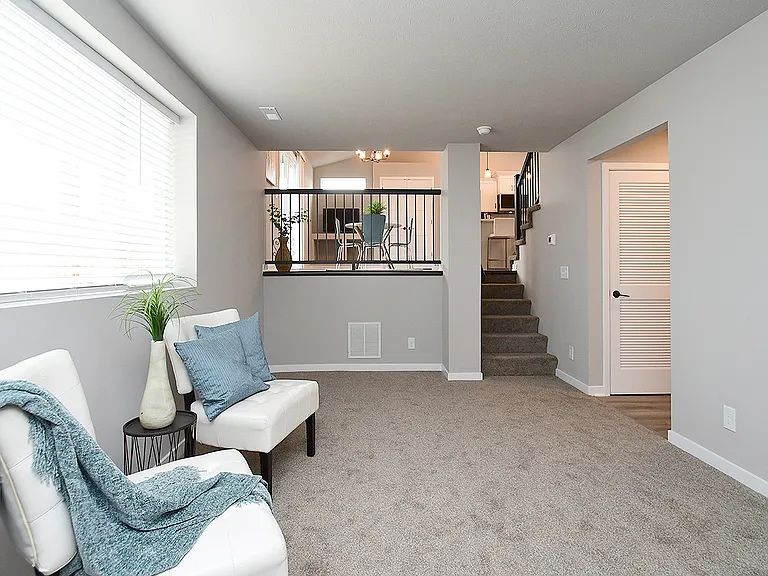 8121 S 198th Ave — Photo 13