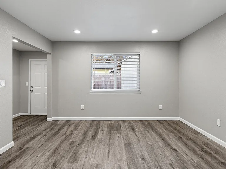 OSM Properties Homes & Apartments — Photo 6