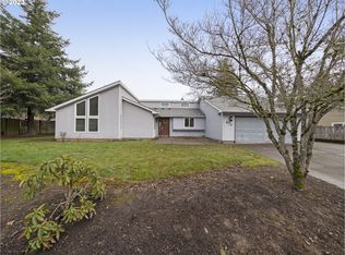 870 SE 39th Ct, Hillsboro, OR