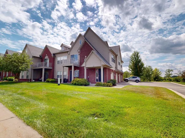 1145 Addington Ln, Ann Arbor, MI 48108