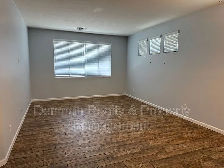 10397 W Foothill Dr — Photo 16