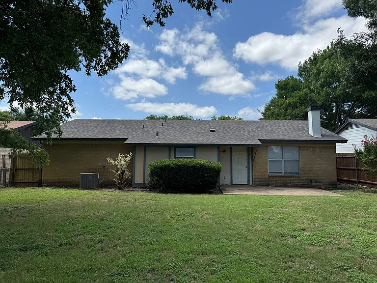 219 Volunteer Dr — Photo 15