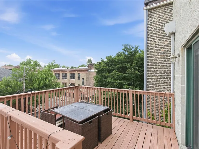 1038 N Marshfield Ave #3 — Photo 15