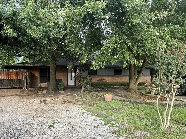 15415 Park Manor St, Houston, TX 77053