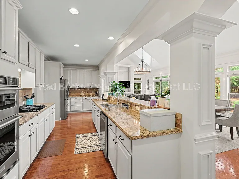 10644 Euclid Ave NW — Photo 15