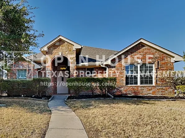 300 Lottie Ln, Saginaw, TX 76179