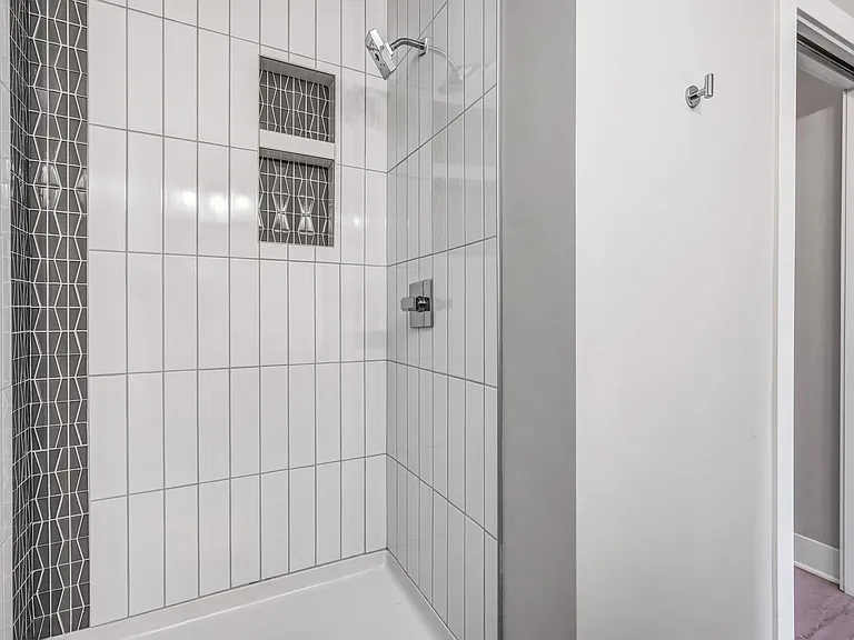 907 Winter St NE #201 — Photo 24