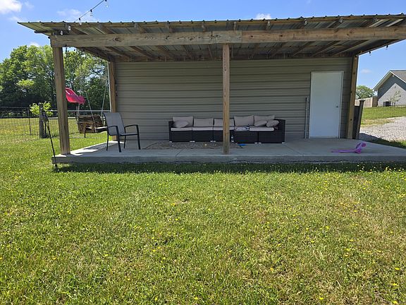 4th image of 252 Old Union Church Rd