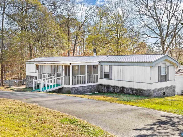 280 Vaughn Cir, Guntersville, AL 35976
