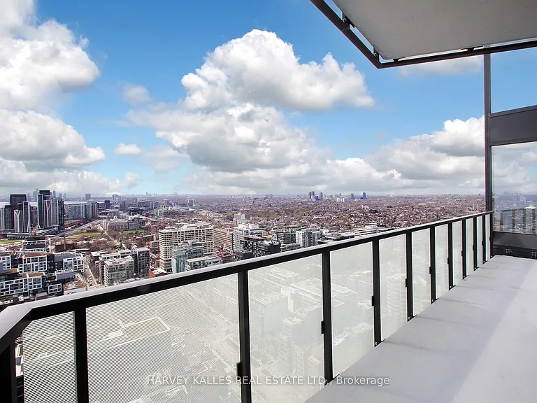 470 Front St W #3405 — Photo 38