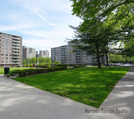 Rented by Norman Raindel, LREB | media 36