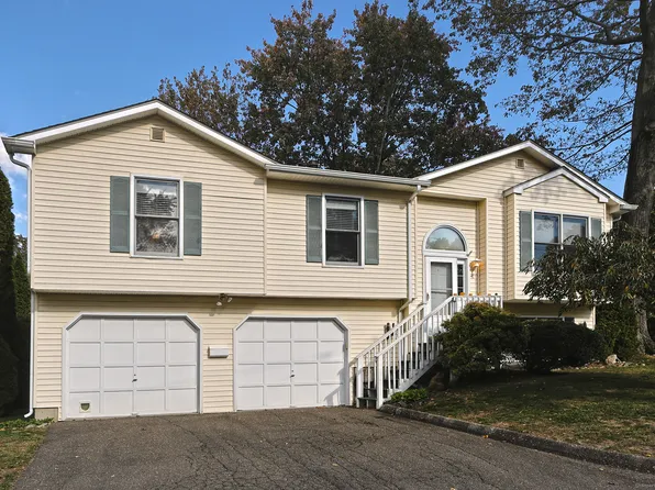 47 Peak Avenue, Milford, CT 06460