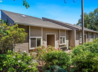 4638 SW Comus Pl #5-A, Portland, OR 97219