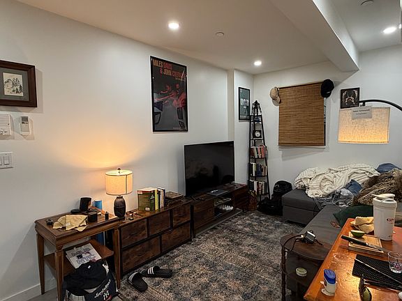 4th image of 334 Convent Ave #1