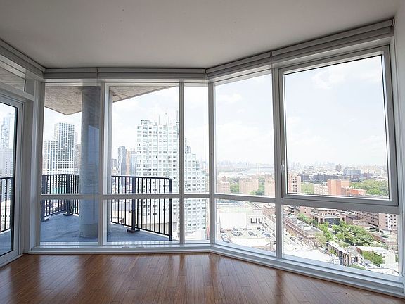 3rd image of 66 Rockwell Pl #A26